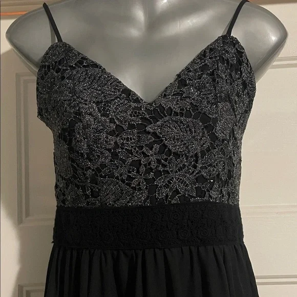 Women's Soieblu Black Lace Maxi Dress - Picture 2 of 10